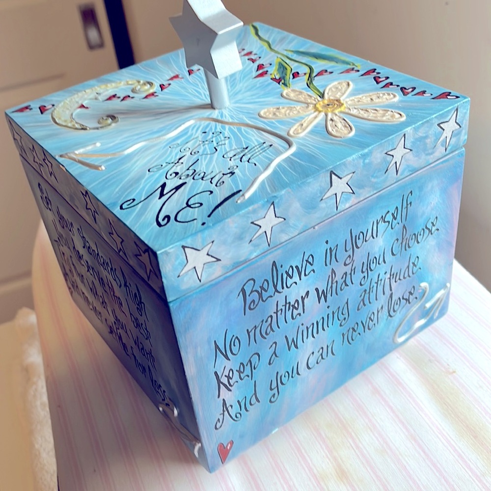 Momento Box